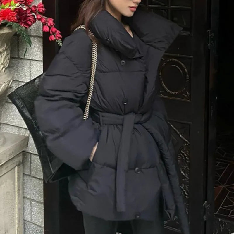 Pufferjacke mit Gürtel